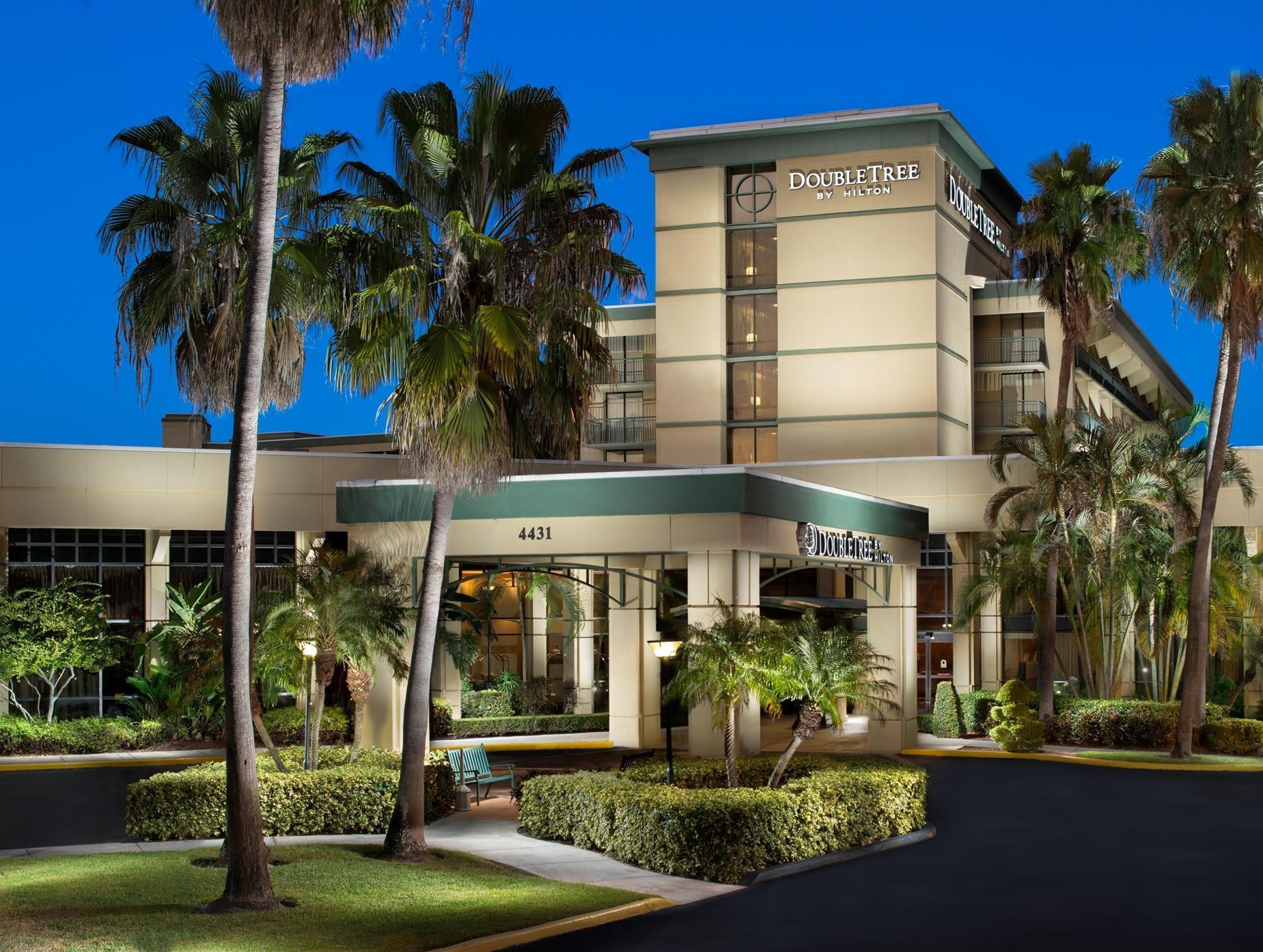 DoubleTree by Hilton Palm Beach Gardens Exterior foto